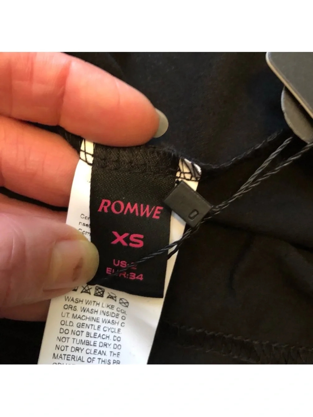 LAST CHANCE SALE - Romwe NWT t-shirt